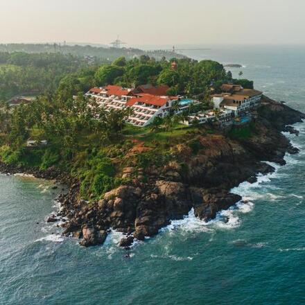 8 Top Beach Hotels in Kerala
