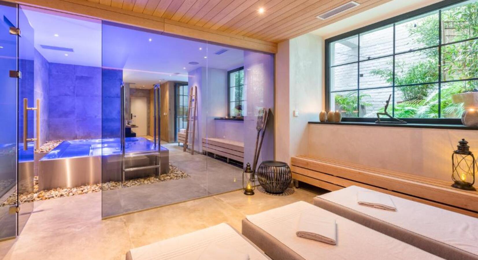 Spa area