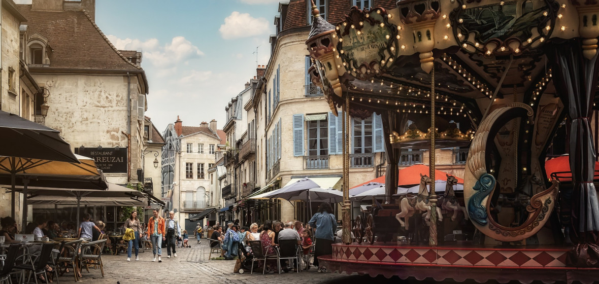 Hotel with parking in the center of Dijon