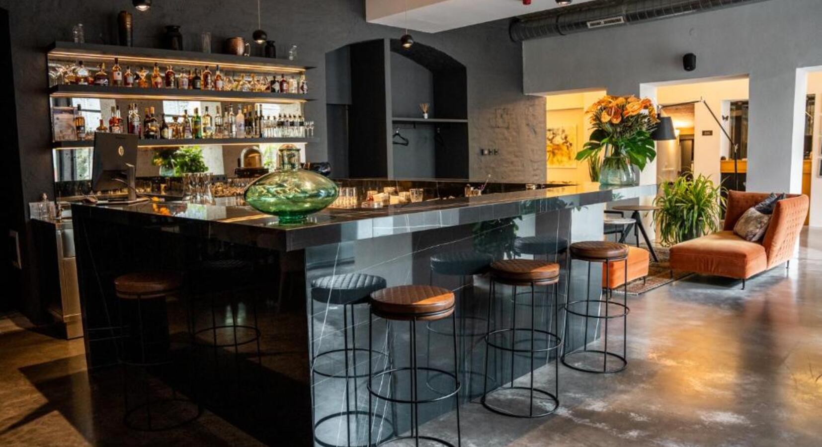 Bar area