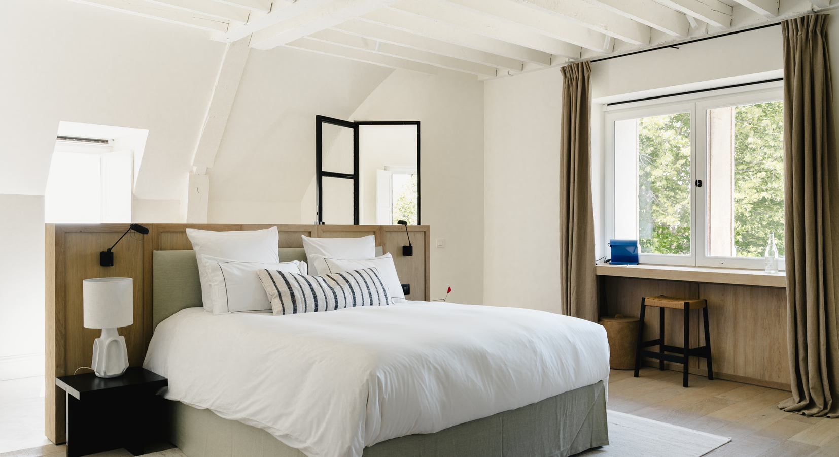 Signature Suite