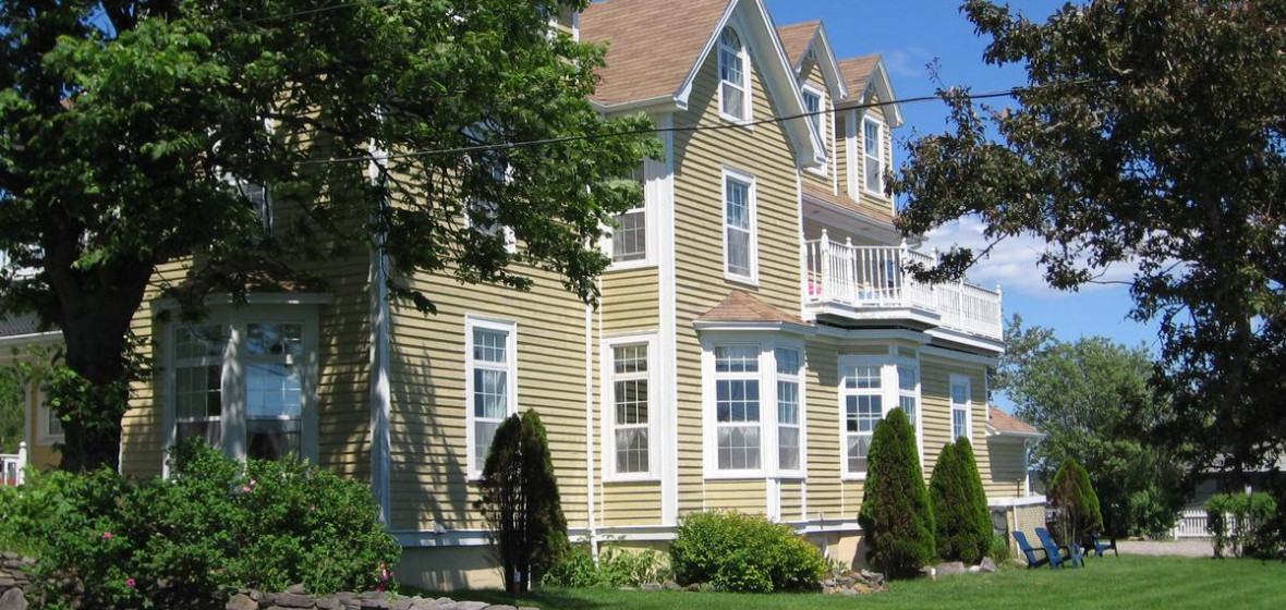 Louisbourg Harbour Inn Nova Scotia Canada Louisbourg Harbour Inn Nova Scotia Canada