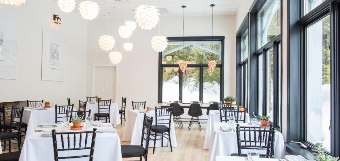 Shadow Lawn Inn, New Brunswick, Canada. Expert reviews and highlights