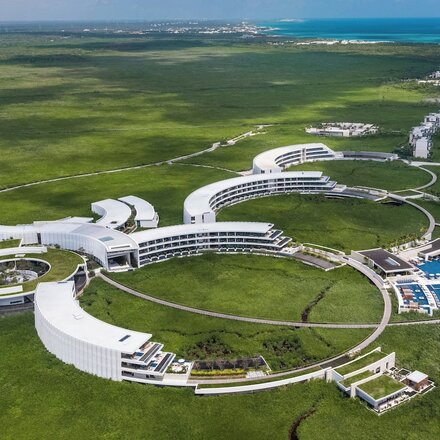 The St Regis Kanai Resort