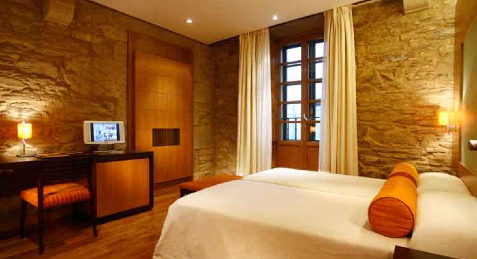Hotel Bedroom