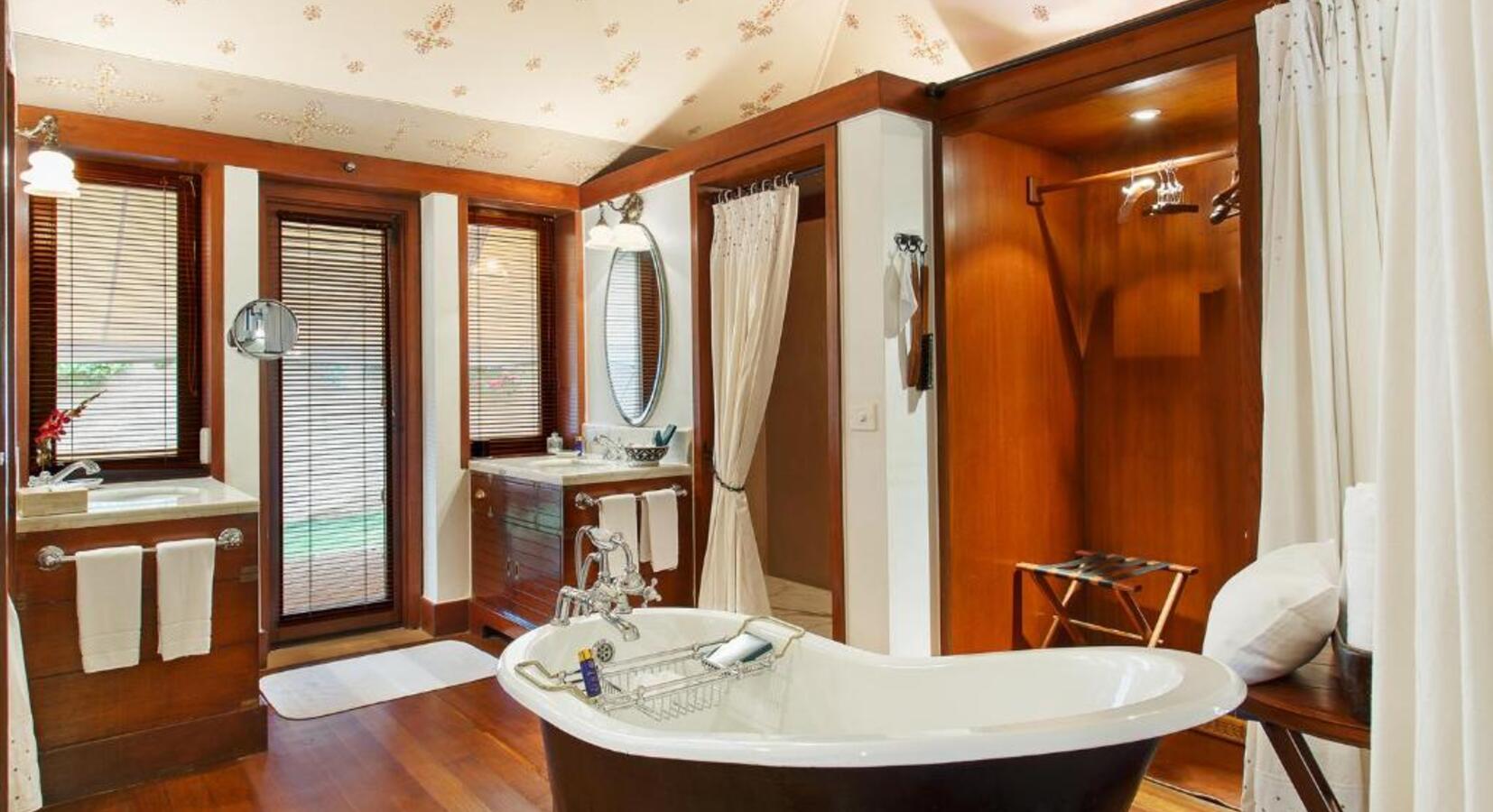 Bathroom with Tub and Shower