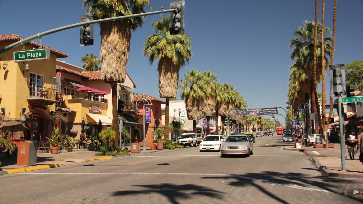 La Plaza