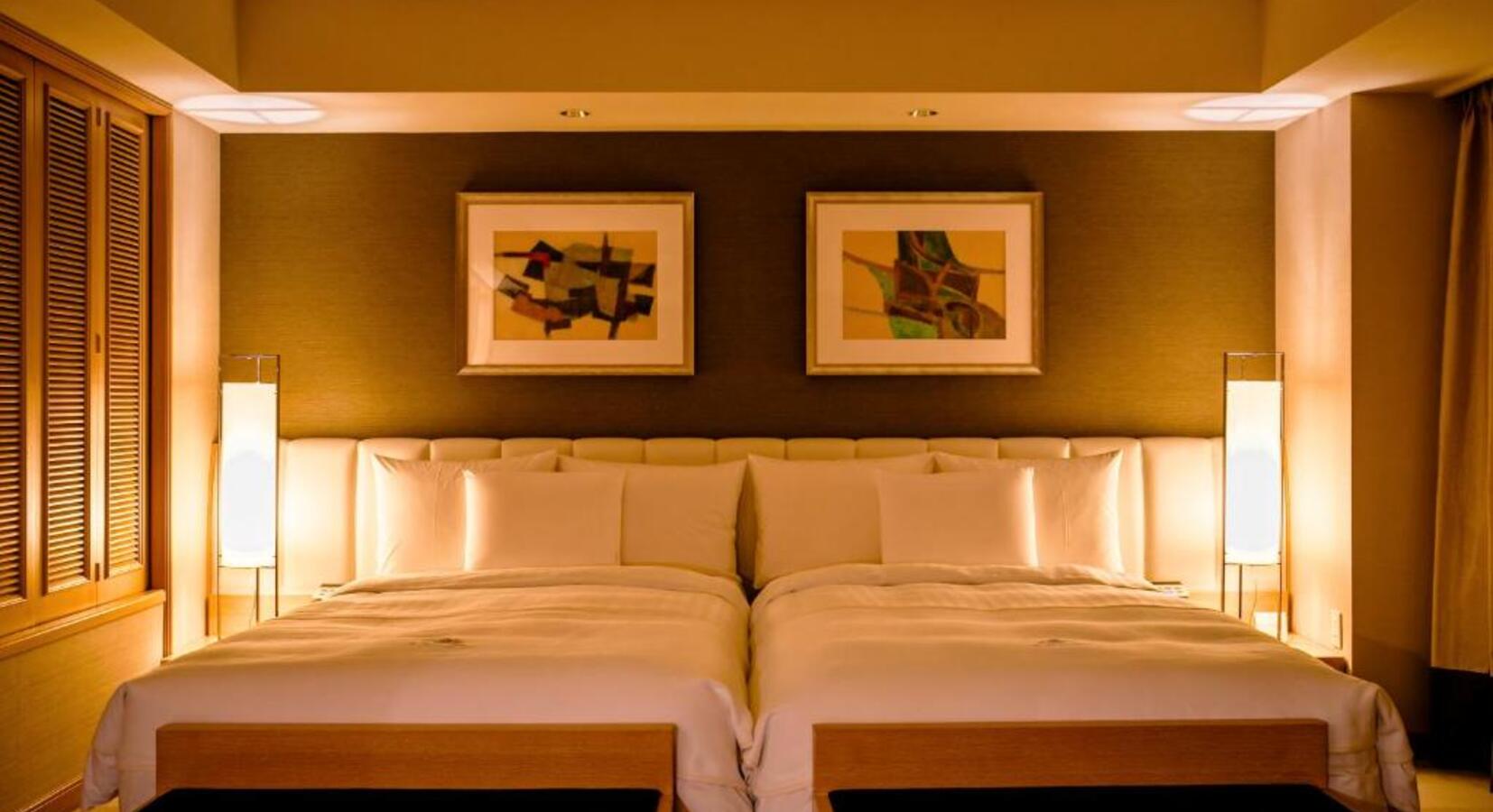 Twin Bedroom