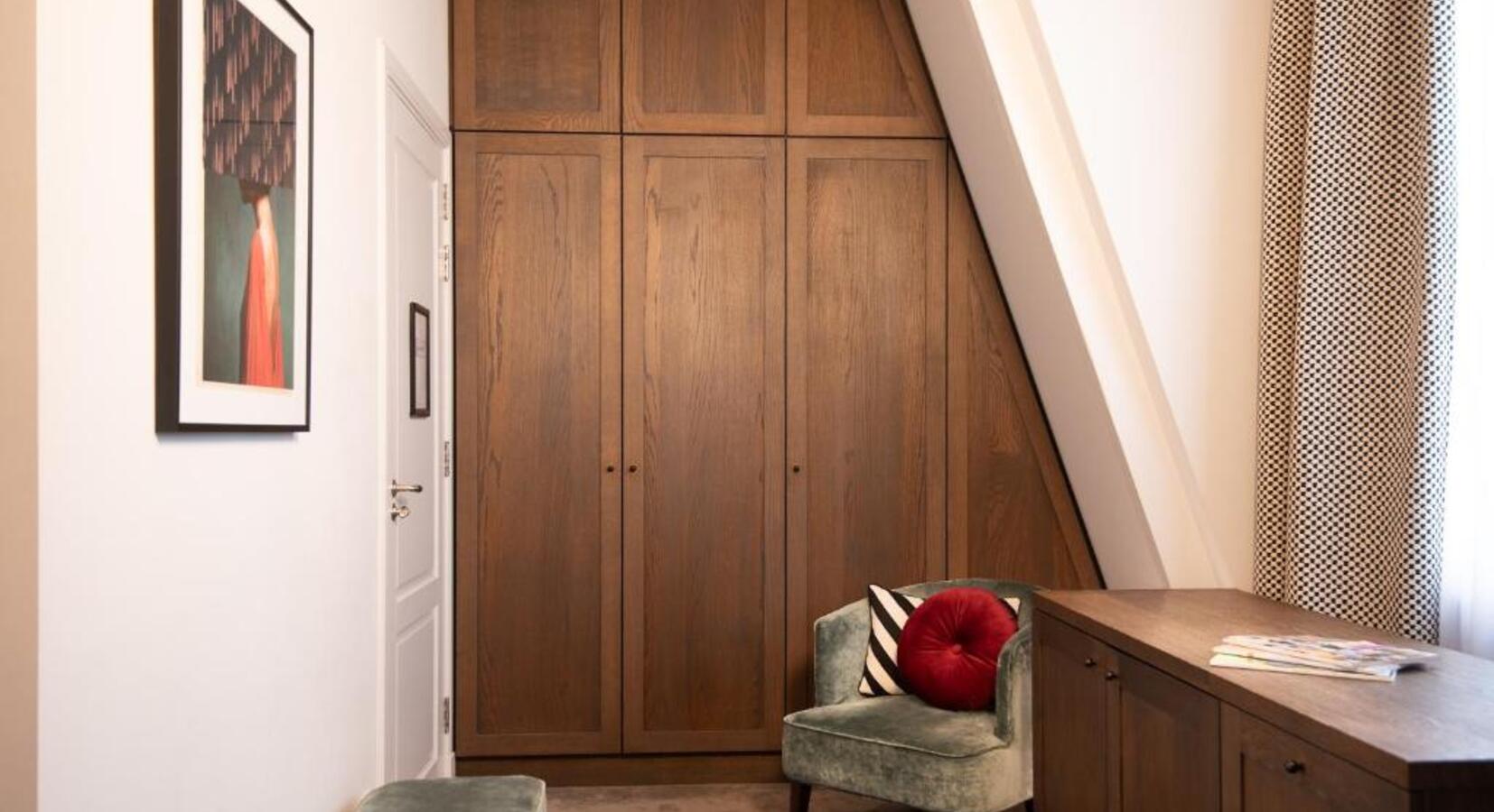 Guestroom details