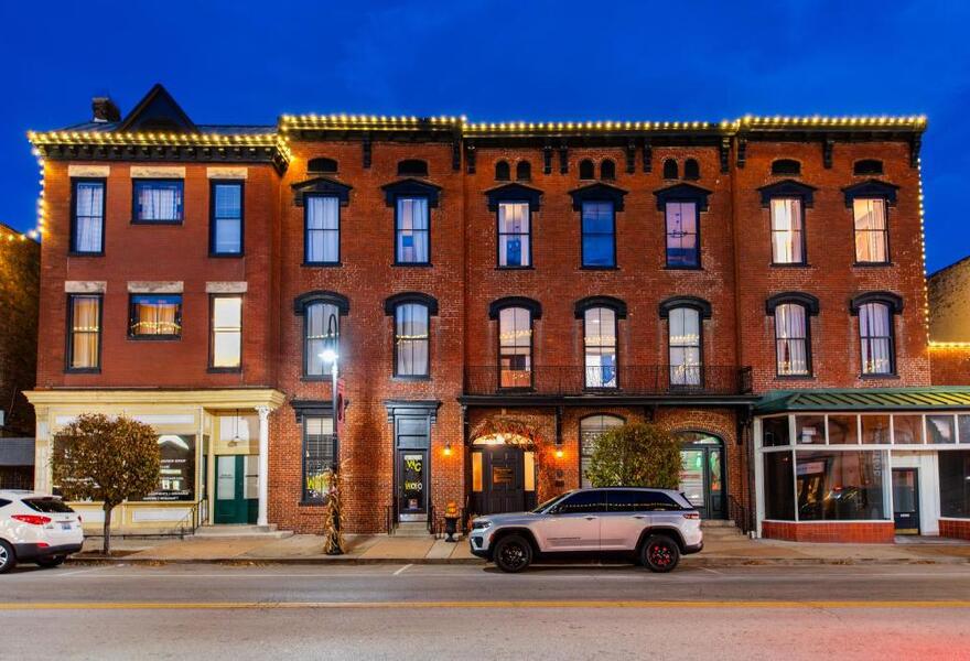 Woodford Hotel