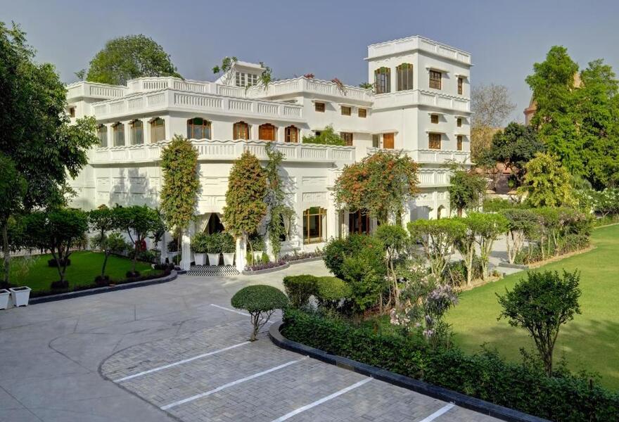 Saraca Hotel Lucknow