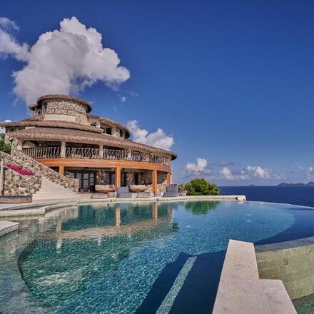 Pool area