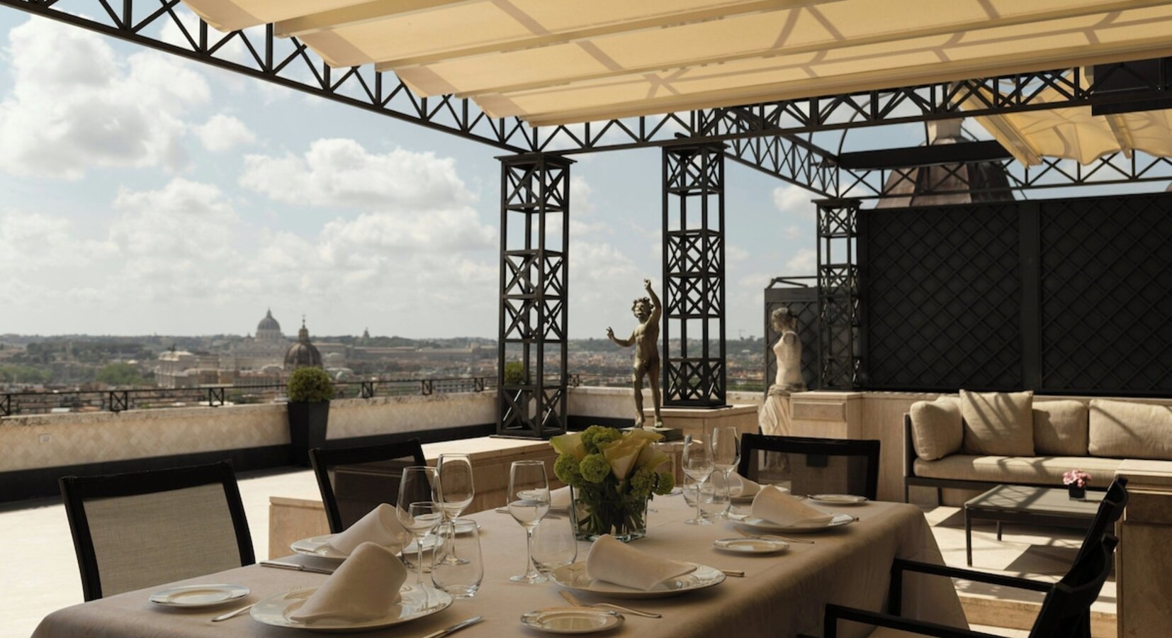 Al Fresco Dining
