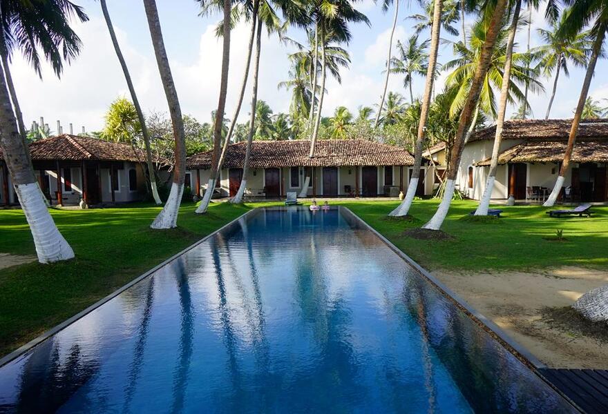 Apa Villa Thalpe