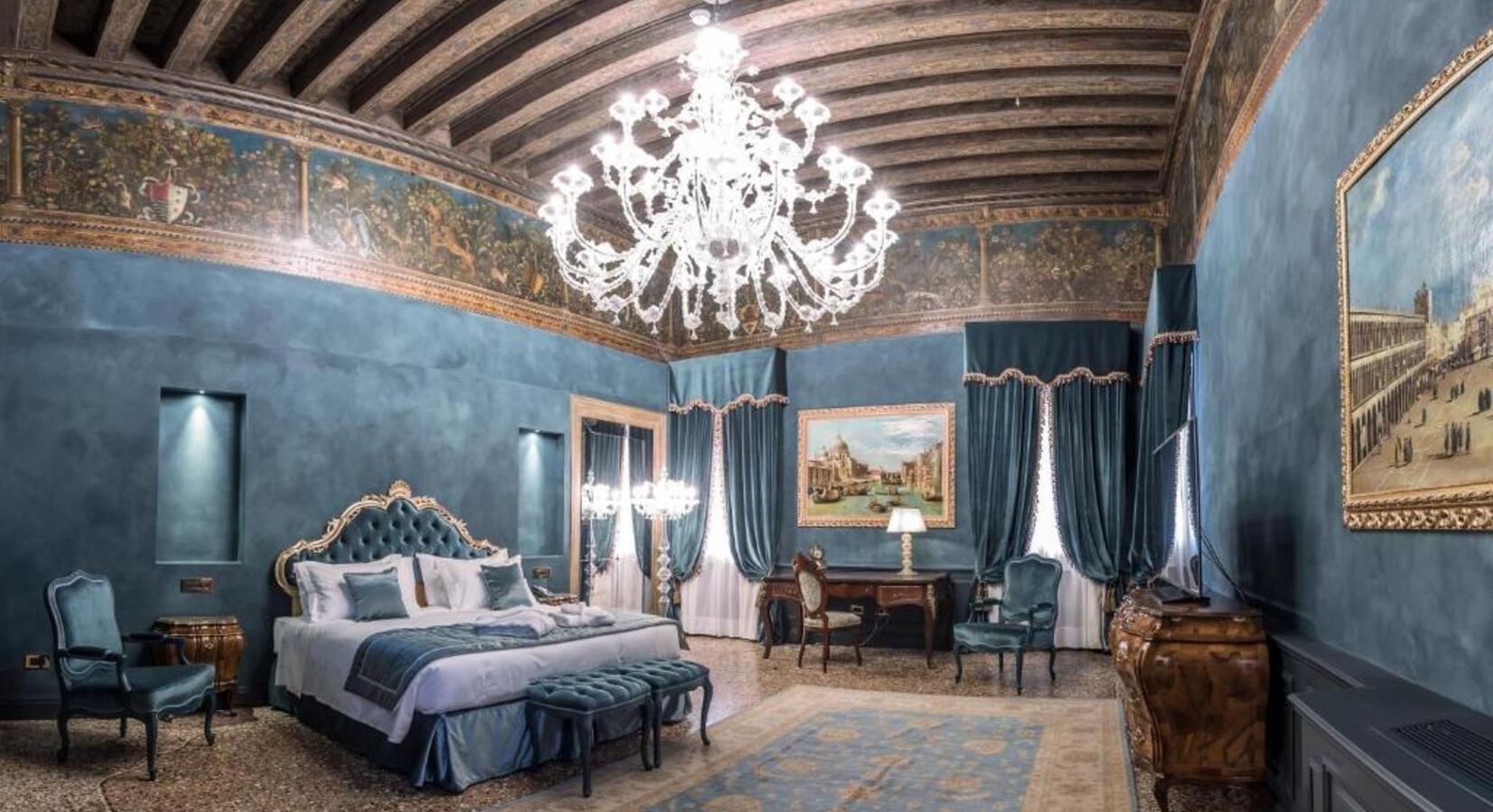 Photo of Nani Mocenigo Palace