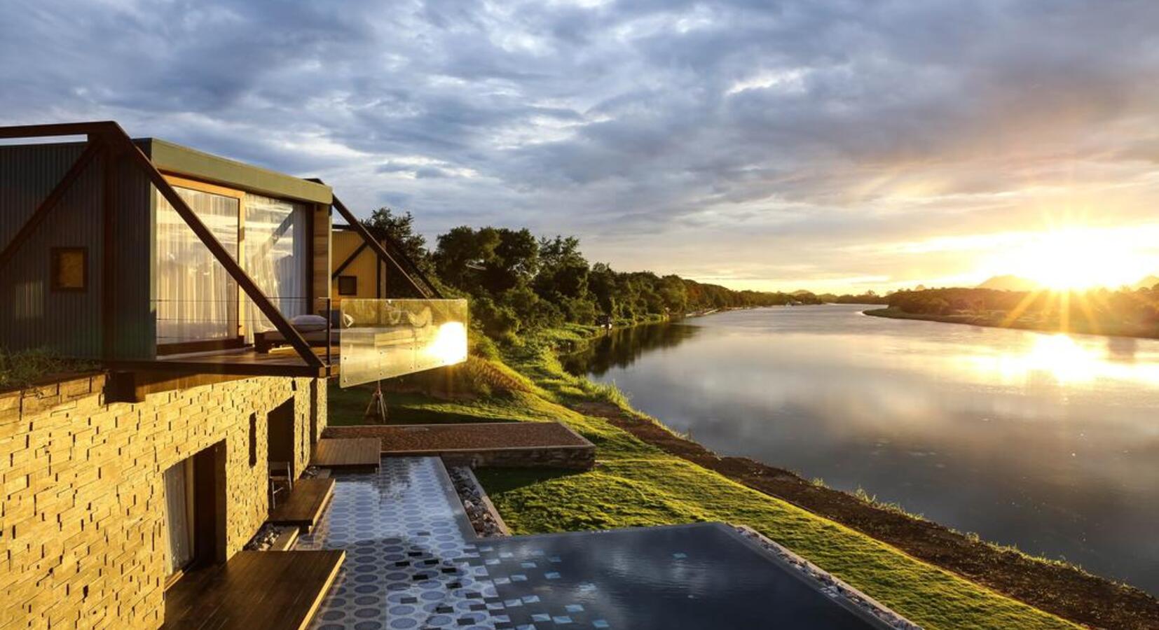 Photo de X2 River Kwai Resort