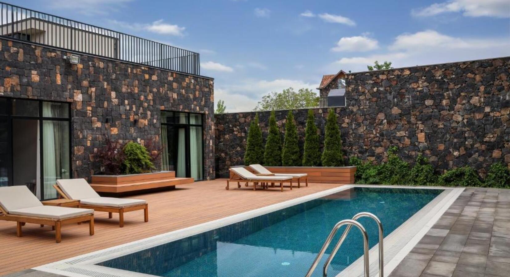 Villa pool 