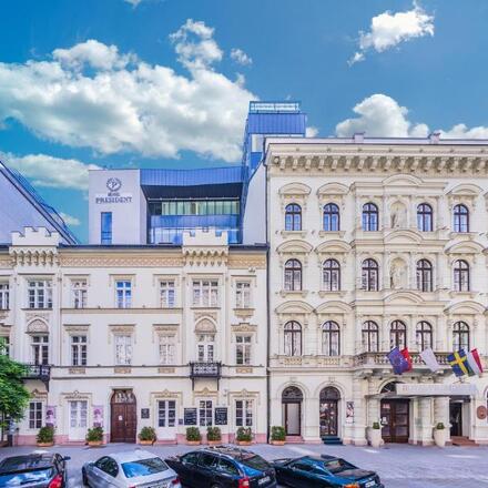 Hotel President