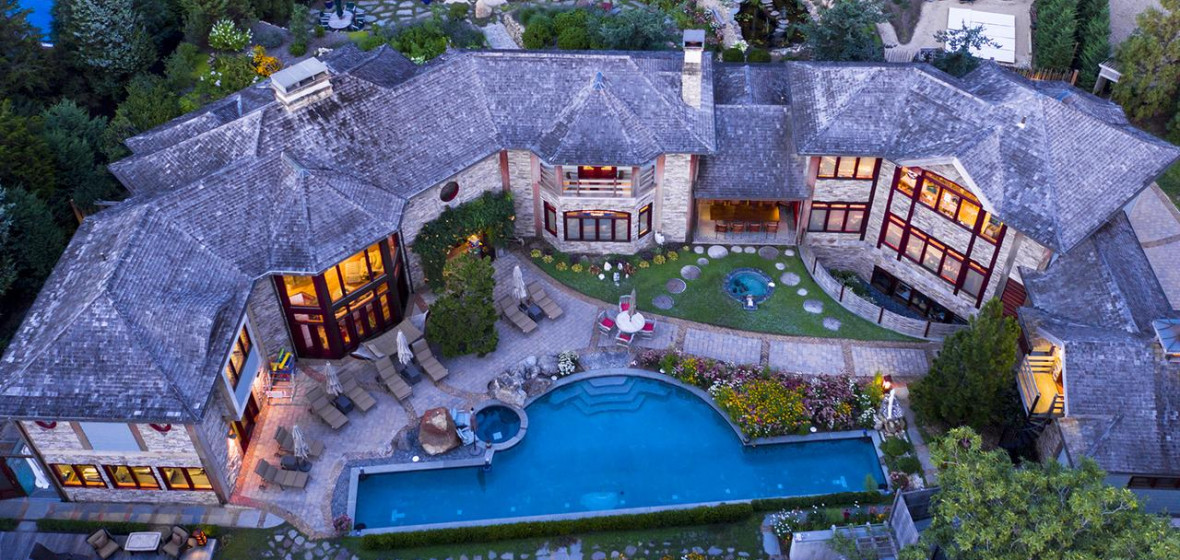 East Hampton Art House Bed and Breakfast, New York State Review The