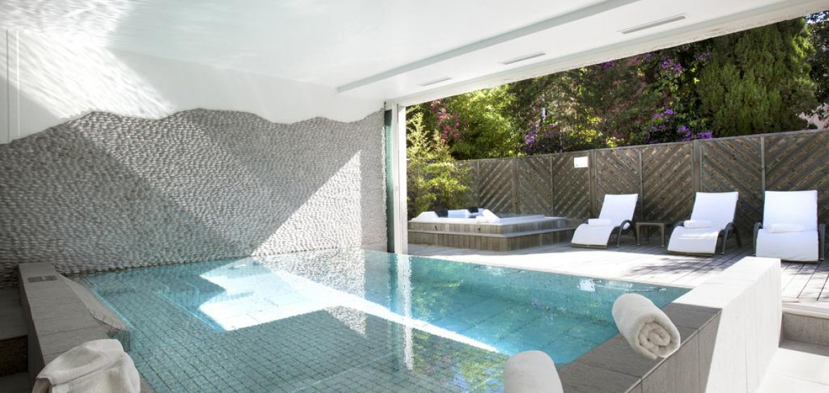 Hôtel Le Cottage, Argeles sur Mer, France. Expert reviews ...