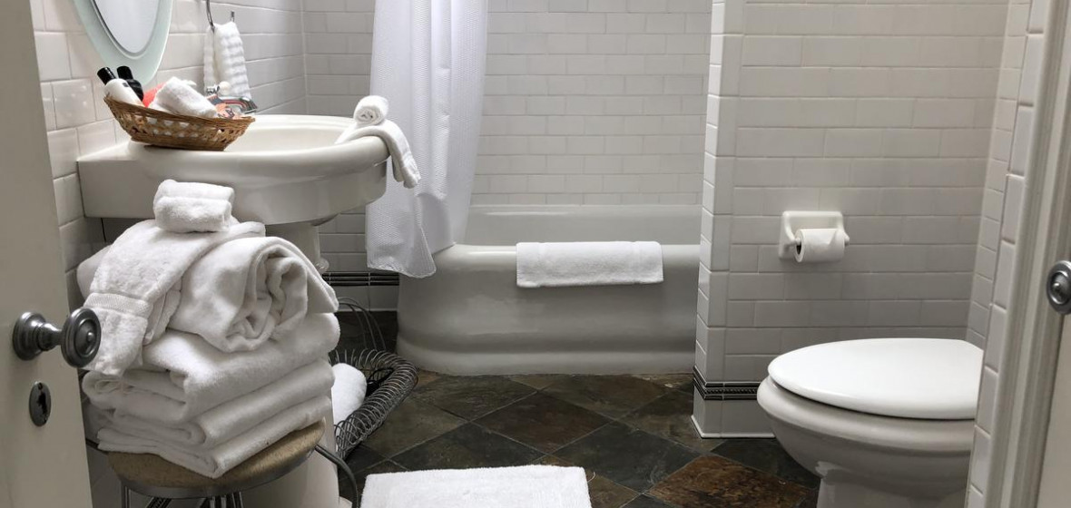 Frederick William House, Falmouth, MA Review The Hotel Guru