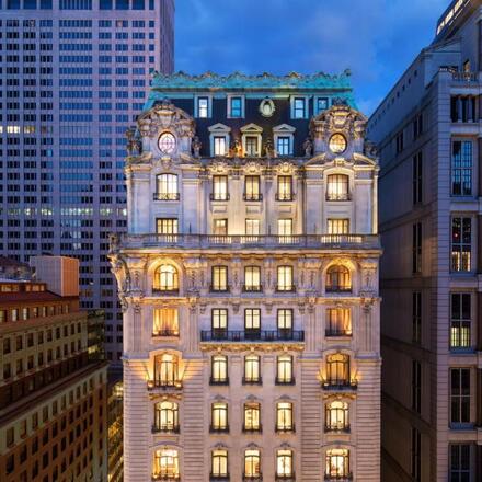 16 Historic Hotels in New York