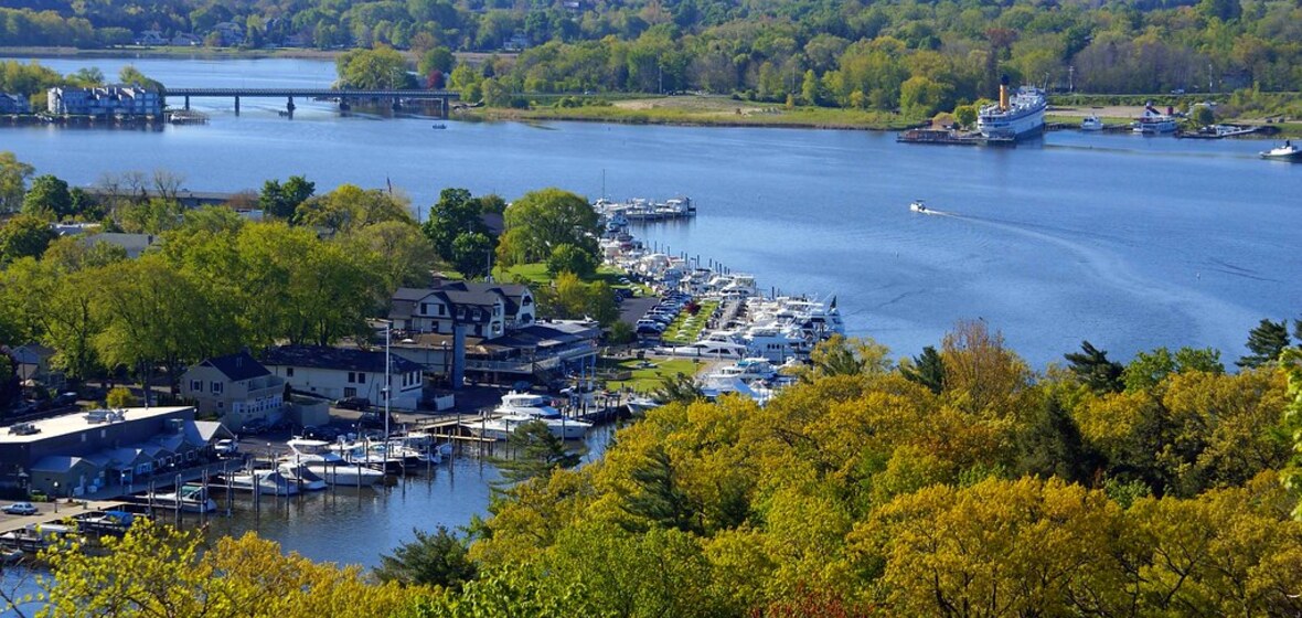 Photo of Saugatuck