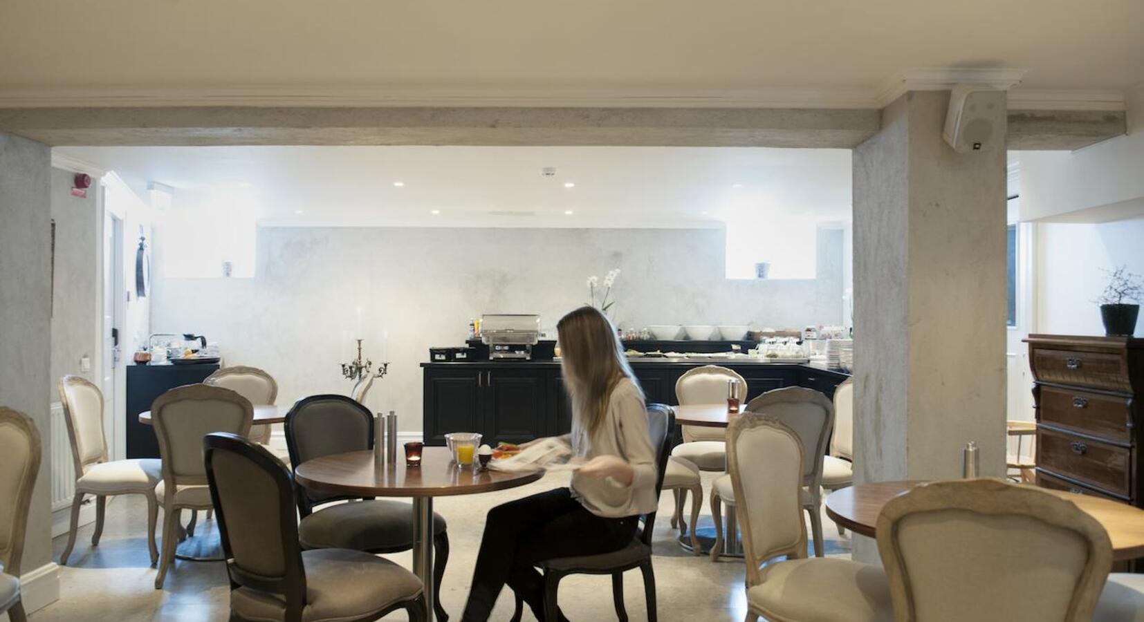 Hotel breakfast room