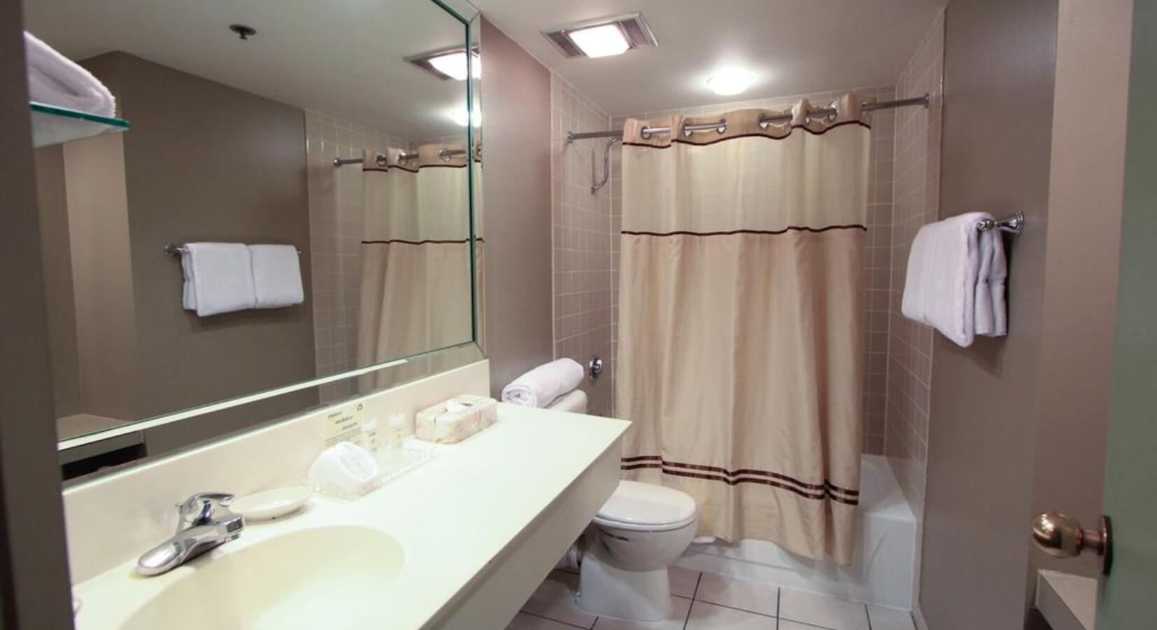 Modern En-Suite Bathrooms
