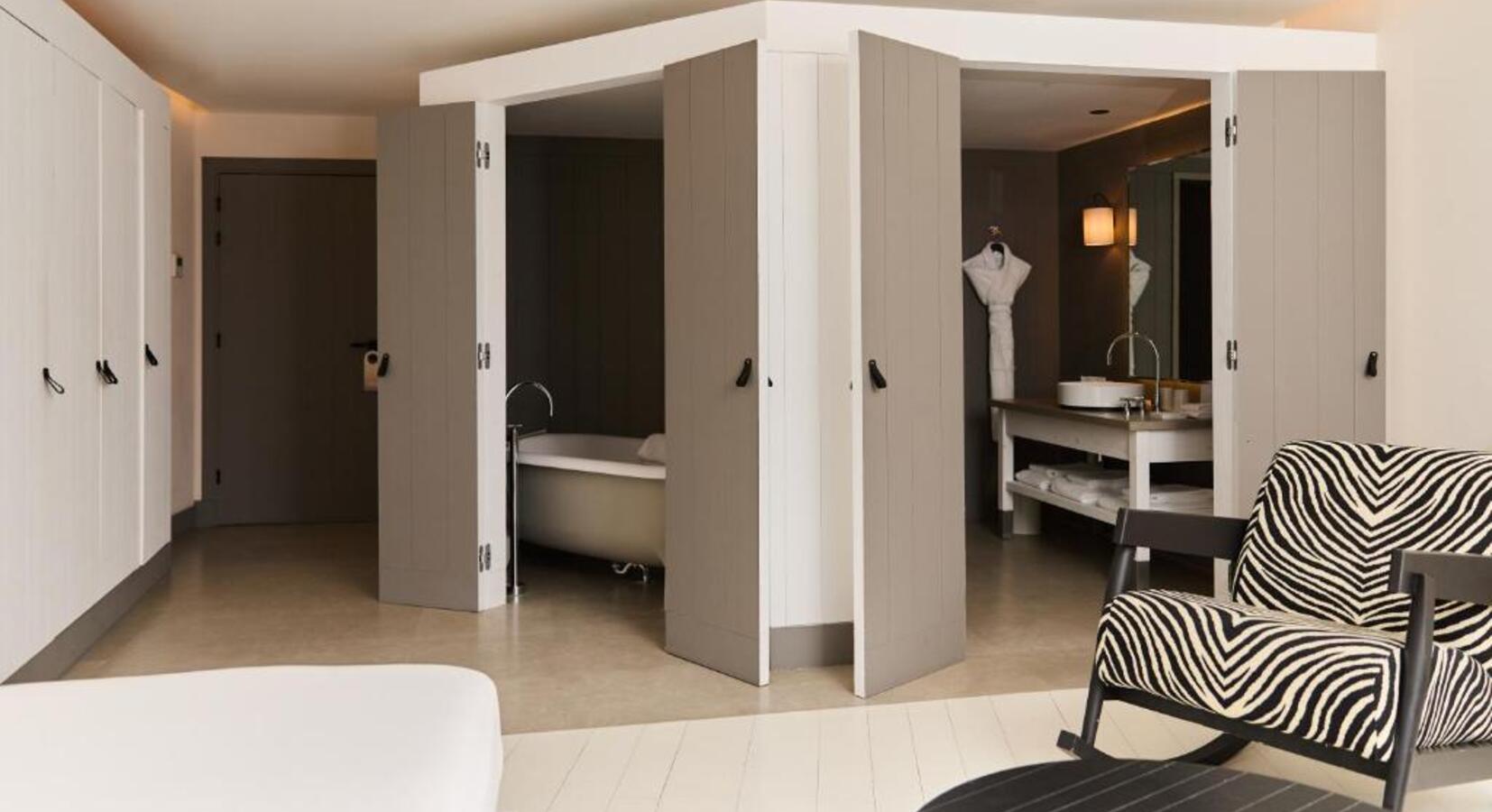 Guestroom details