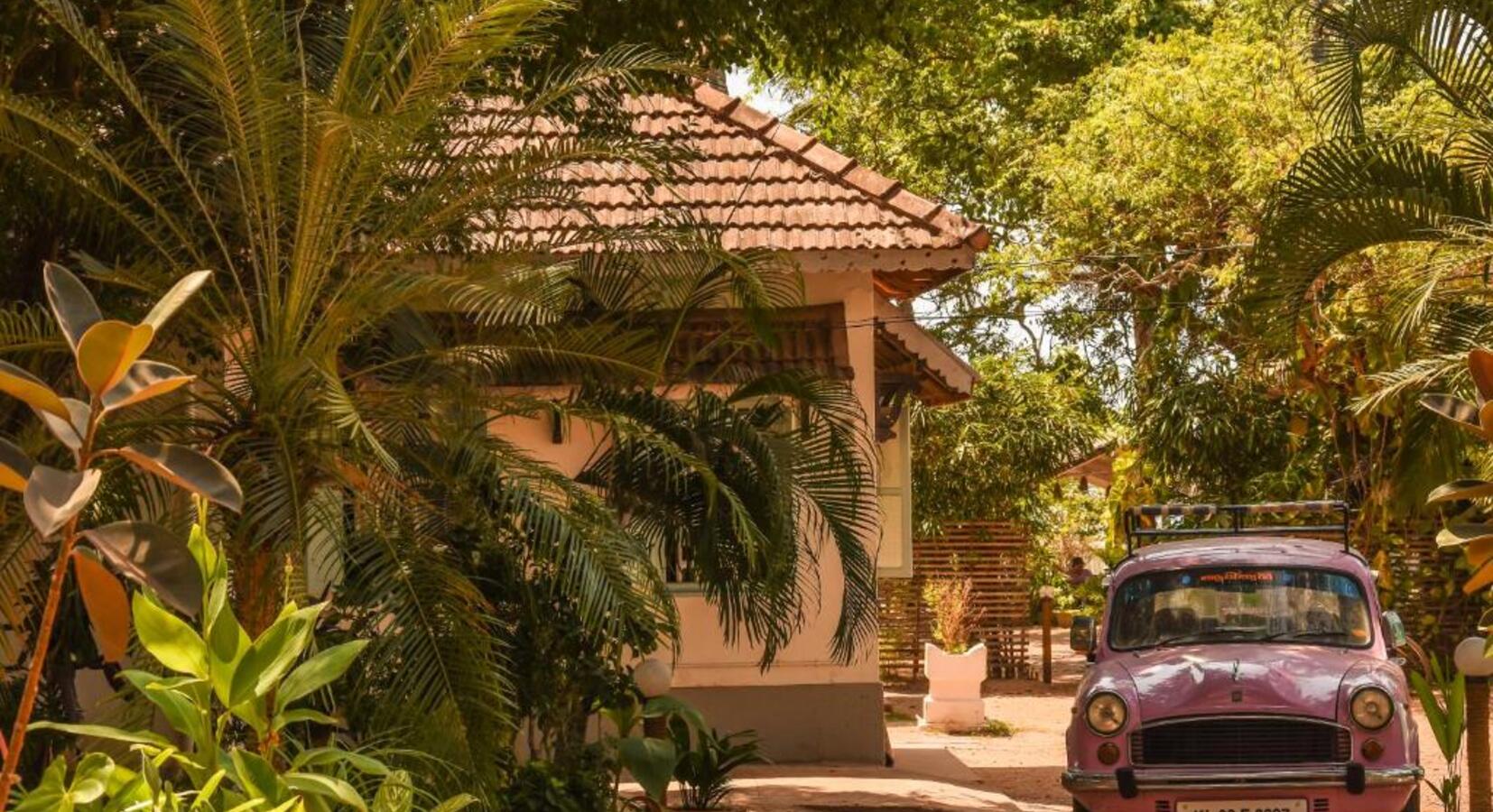 Exterior with Car