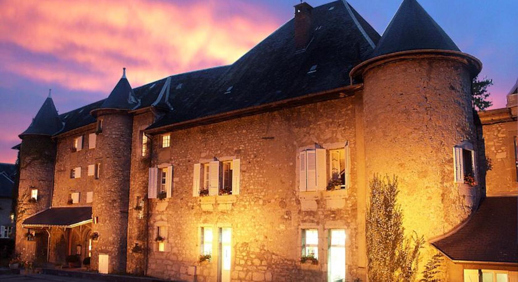 Photo de Chateau des comtes de Challes