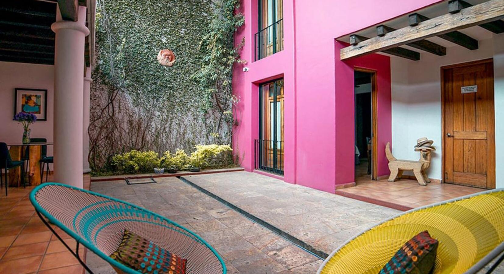 Photo of LA CASA DE LOS MILAGROS