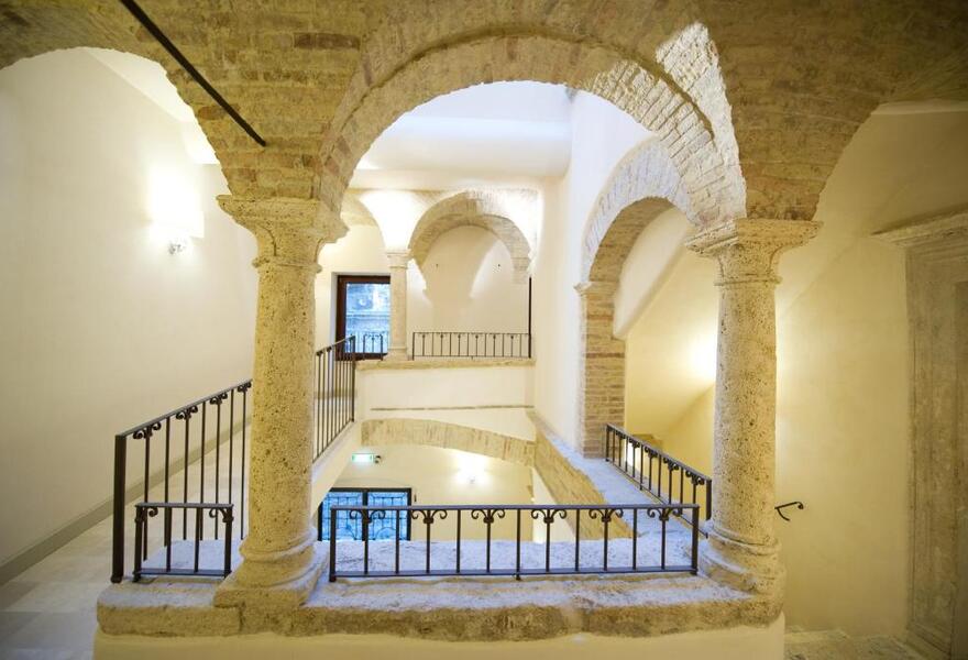 Palazzo dei Mercanti