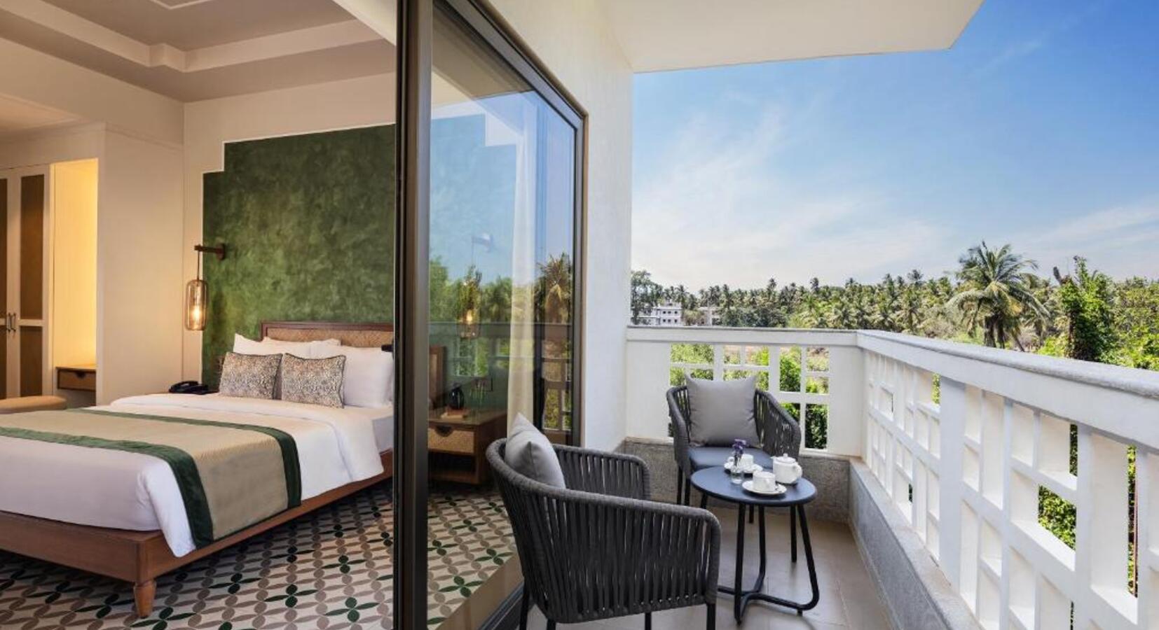 Deluxe Room with Balcony