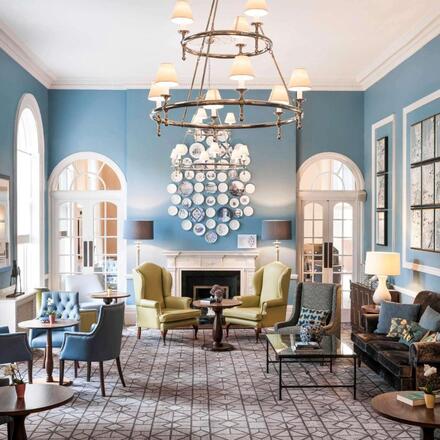 Queens Hotel