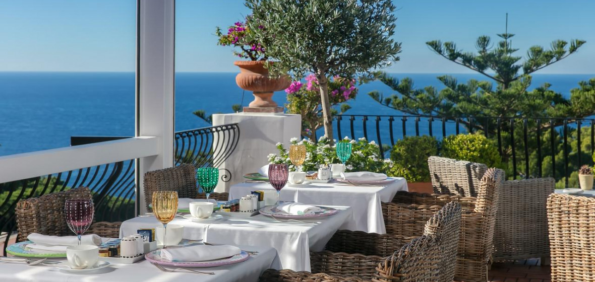 Hotel La Minerva | , Capri Review | The Hotel Guru