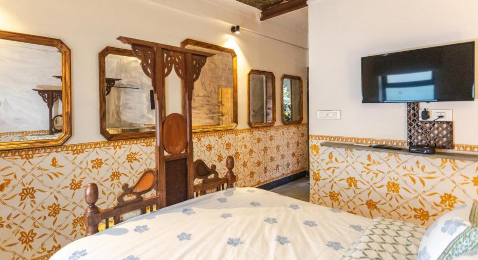 Double Bedroom 
