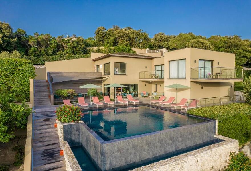 Hotel Version Maquis Santa Manza