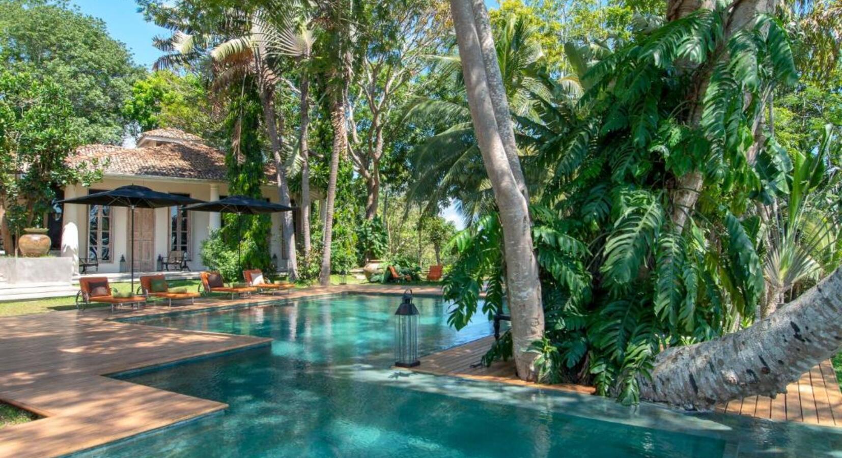 Pool area