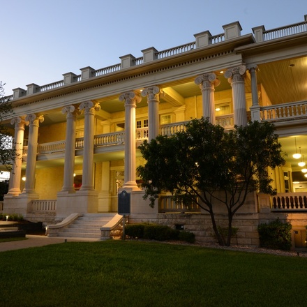 Hotel Ella