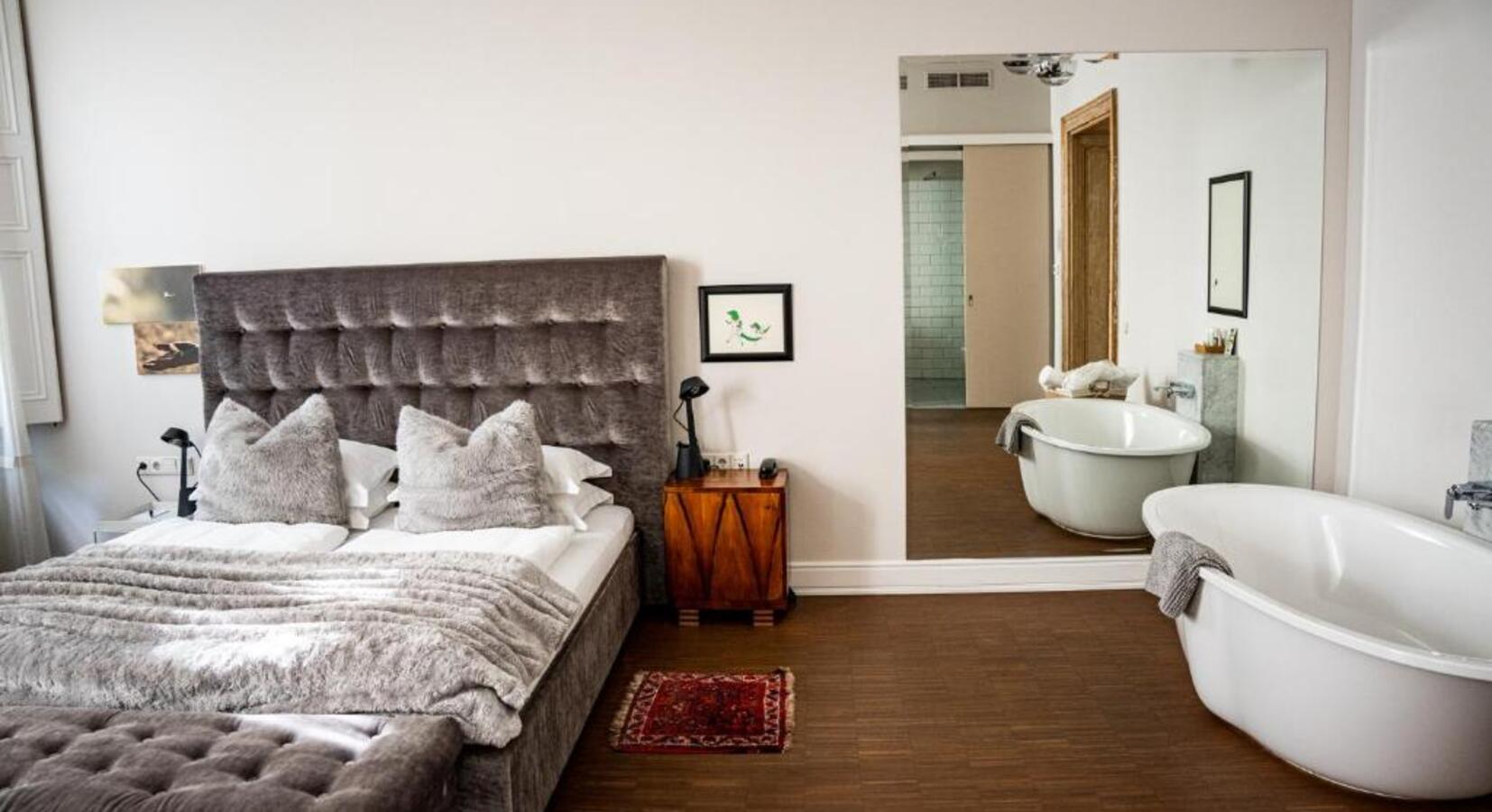 Guestroom