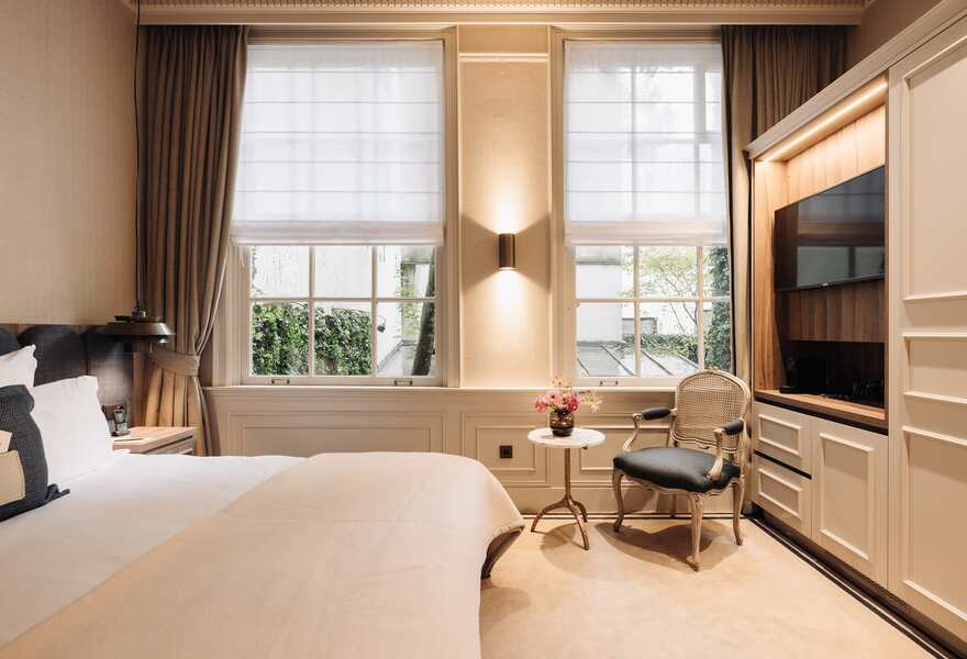 Seven One Seven Hotel