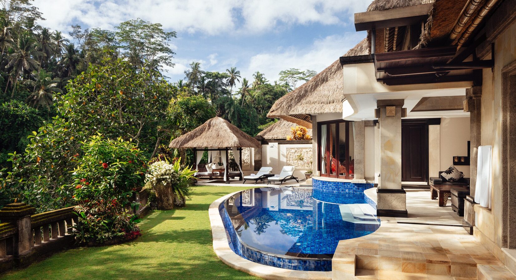 Viceroy Villa garden and pool