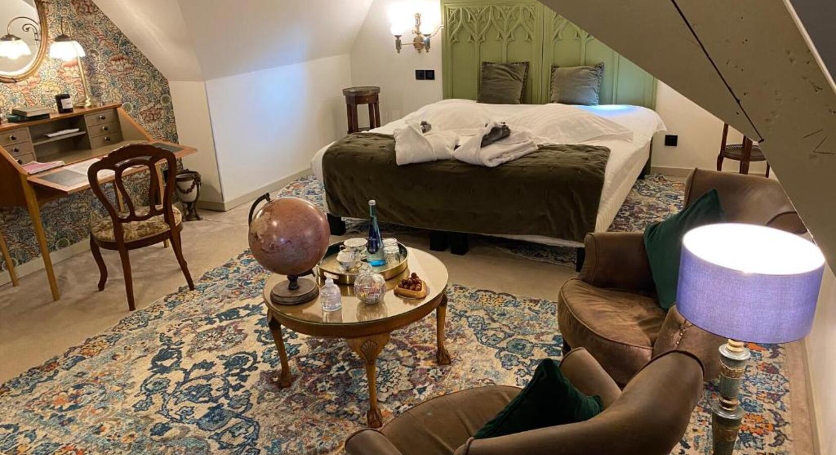 The London Suite Room 