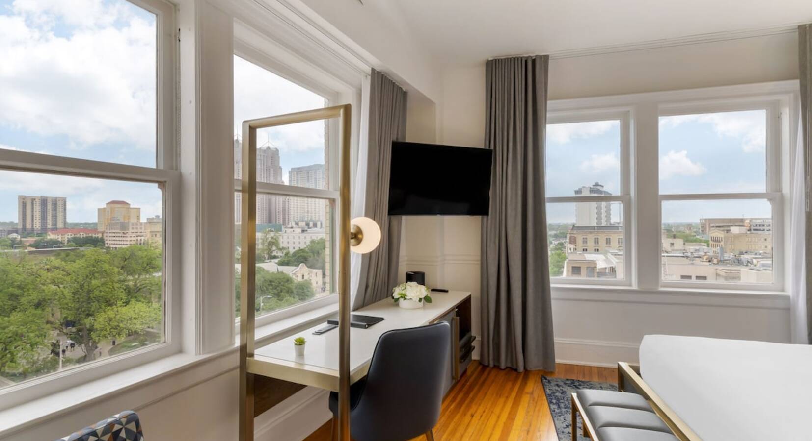 Executive Suite
