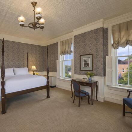 St James Hotel