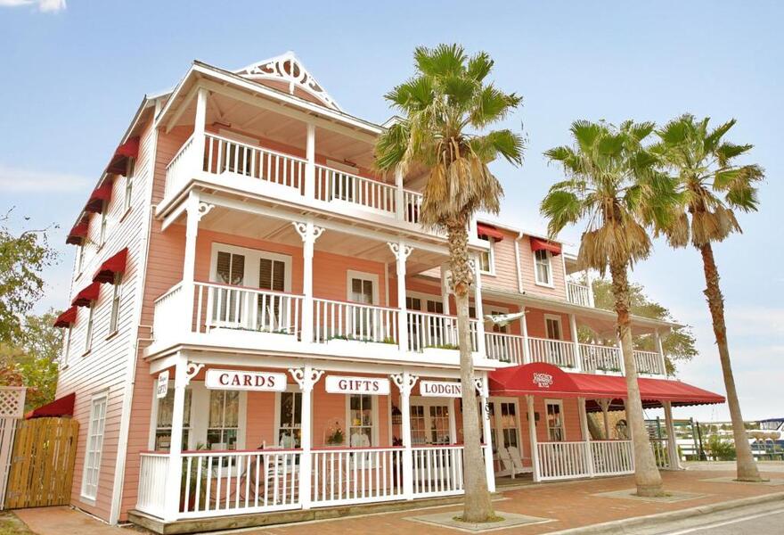 The Riverview Hotel & Spa