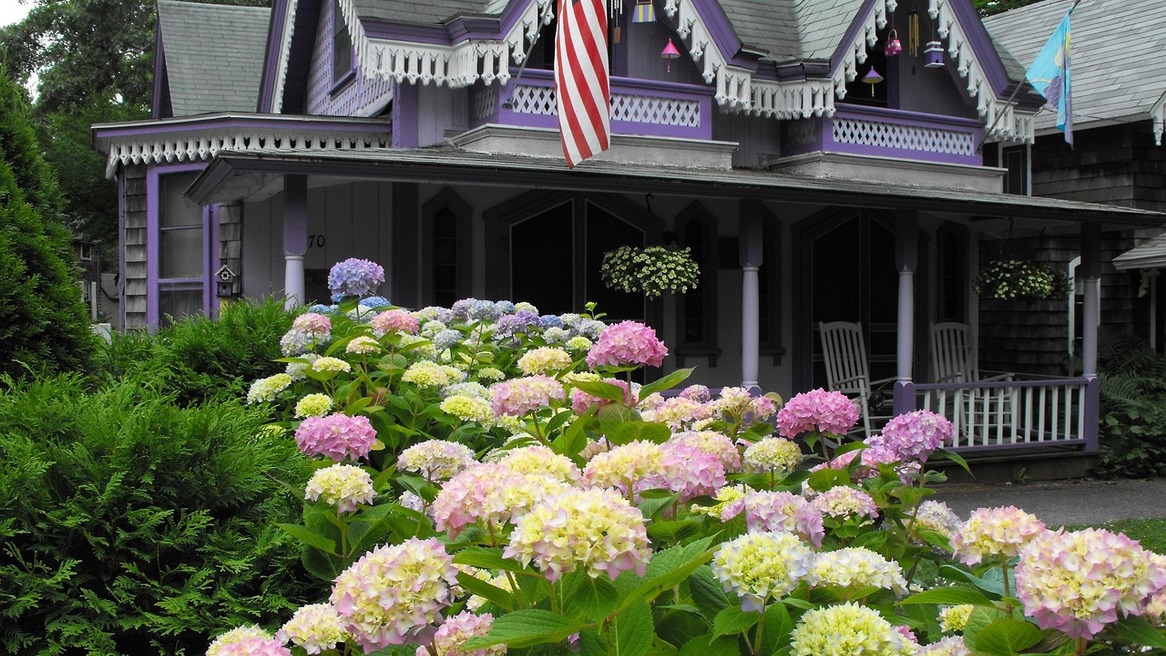 Oak Bluffs gingerbread house