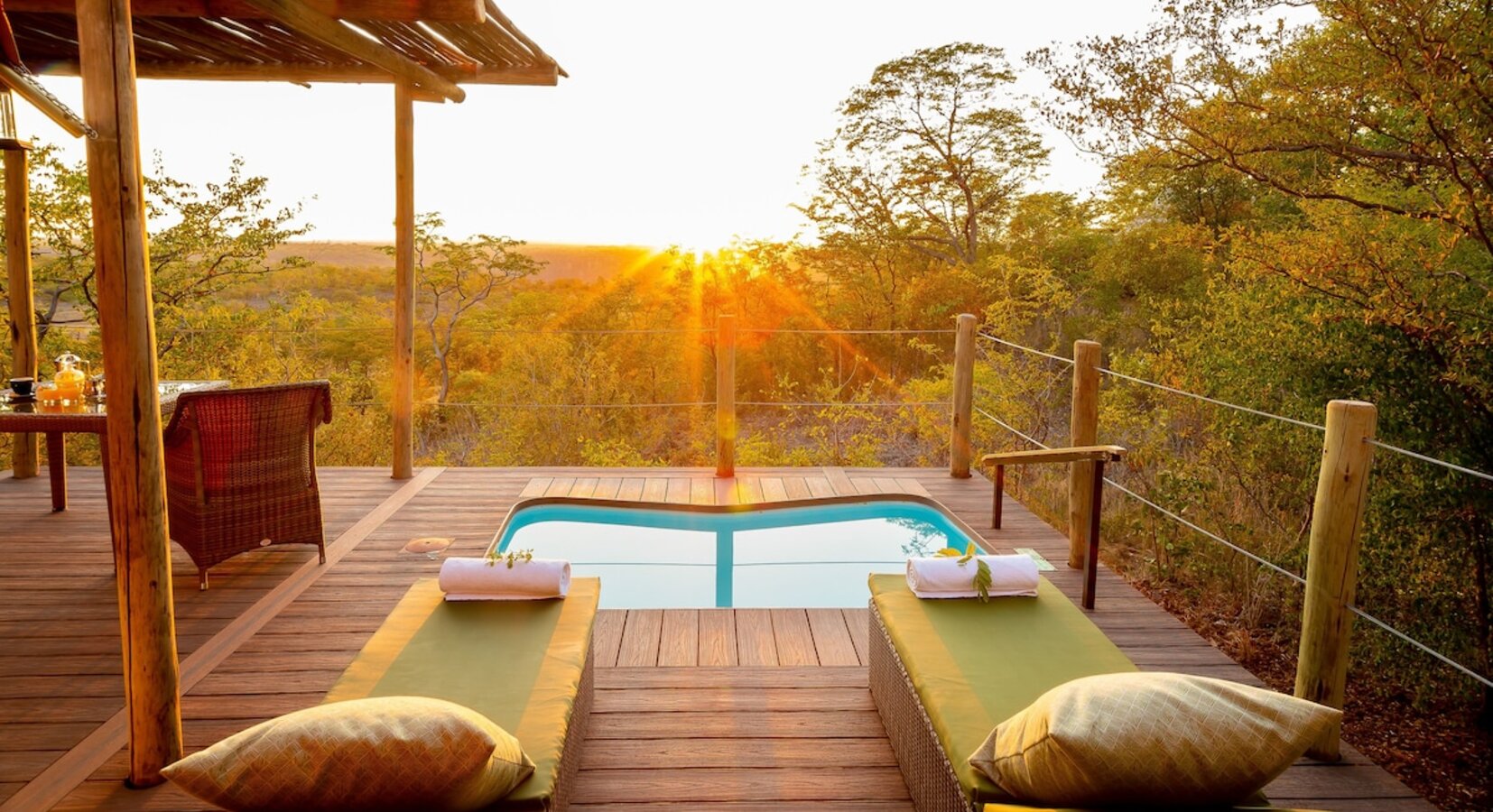 Plunge pool